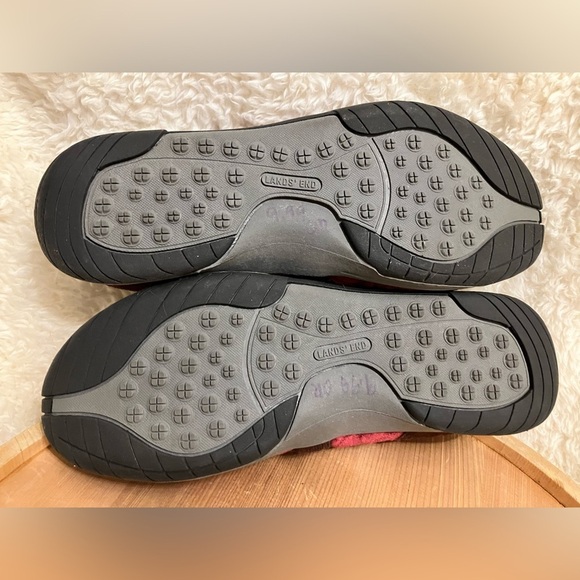 EUC Lands End Mary Jane Women’s Shoes Burgundy Suede  Stretch Strap 8D - Picture 6 of 8